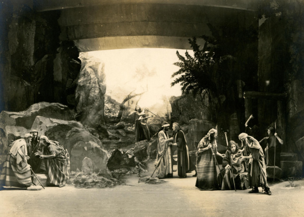 Oberammergau und seine Passionsspiele 1922 - Fotografie von Henry Traut, Oberammergau and its Passion Play 1922 - photograph by Henry Traut