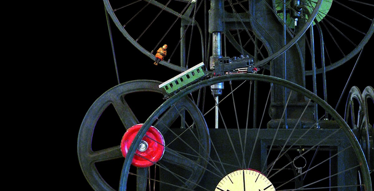 Kinetische Skulptur "
Agatha Christie bei der Antizipationeines neuen Werkes" von Charly-Ann Cobdak