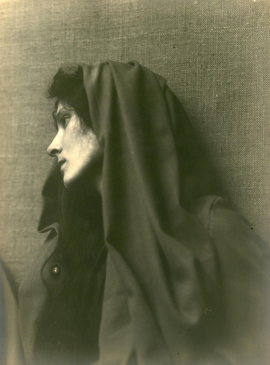 Maria-Darstellerin: Marta Veit. Fotografie von H. Traut.